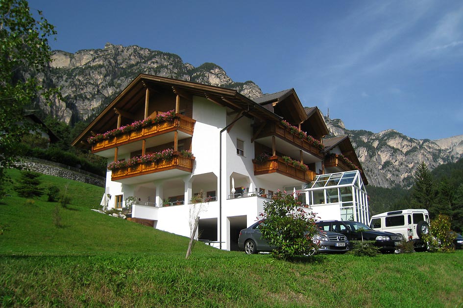 hotel_enzian_tiers_haus_07.jpg