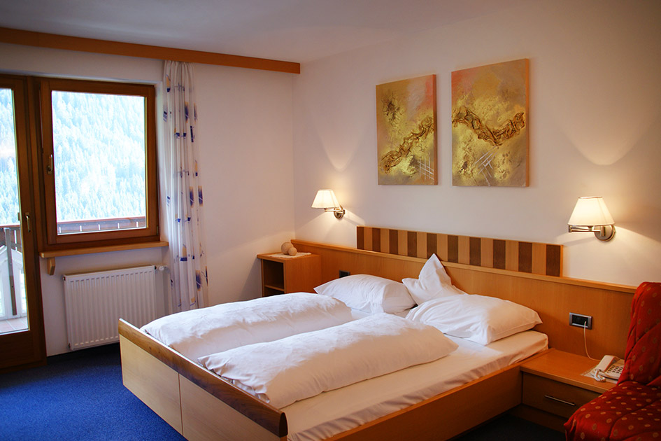 hotel_enzian_tiers_zimmer_komfort_05.jpg